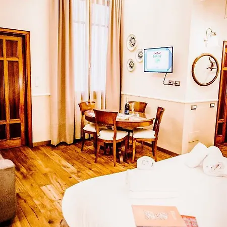 Apartment Acacia -timo Florence